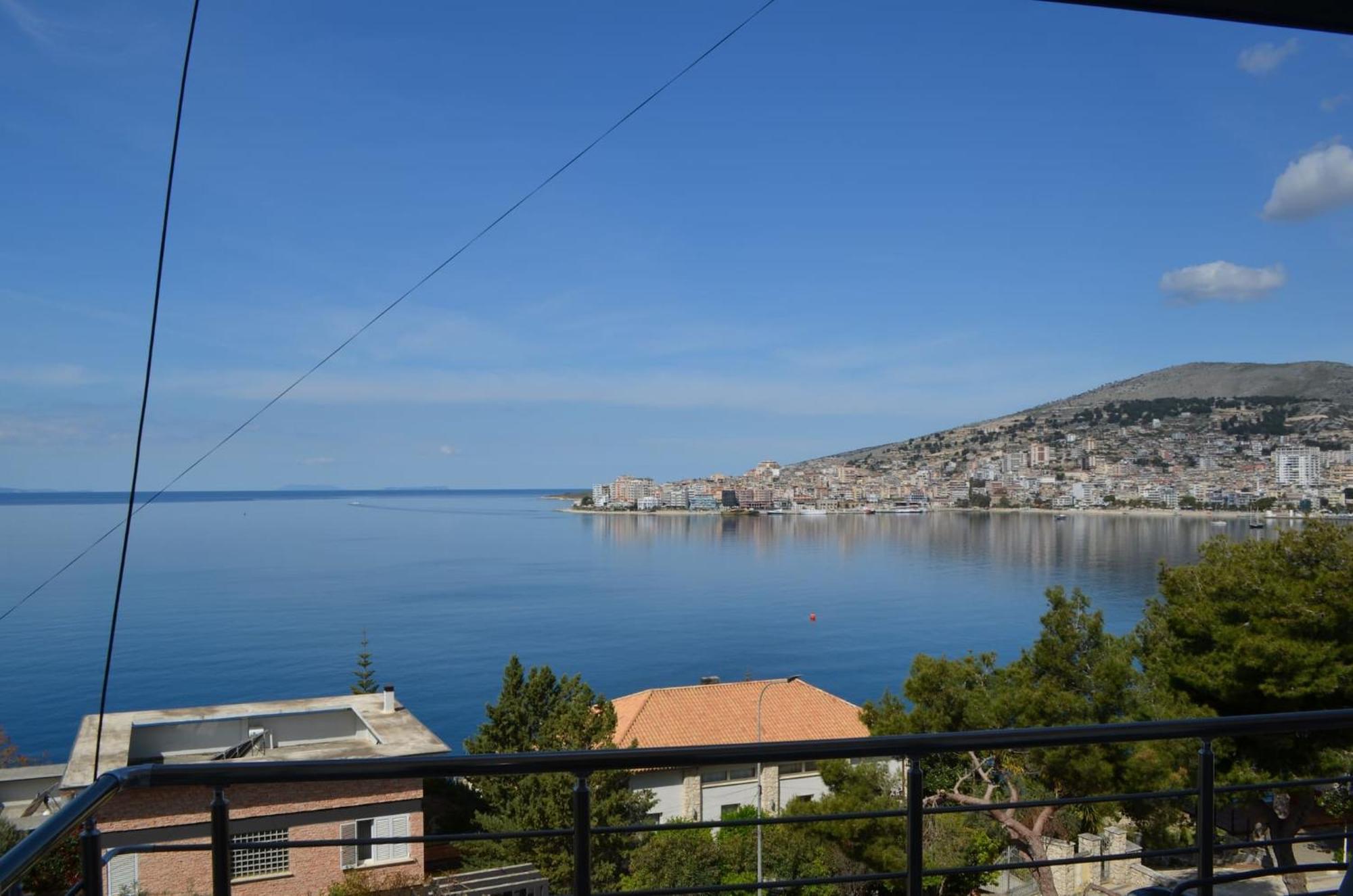 Sunset Tarraces Apartment Sarande Bagian luar foto