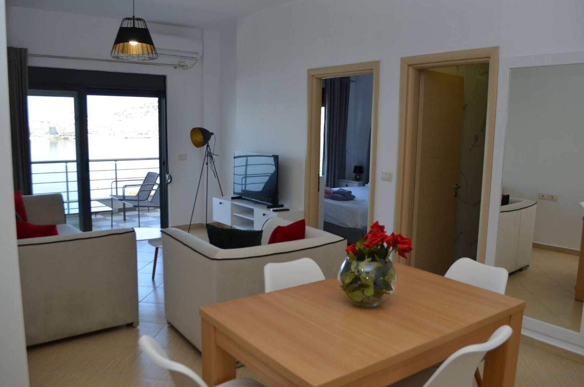 Sunset Tarraces Apartment Sarande Bagian luar foto