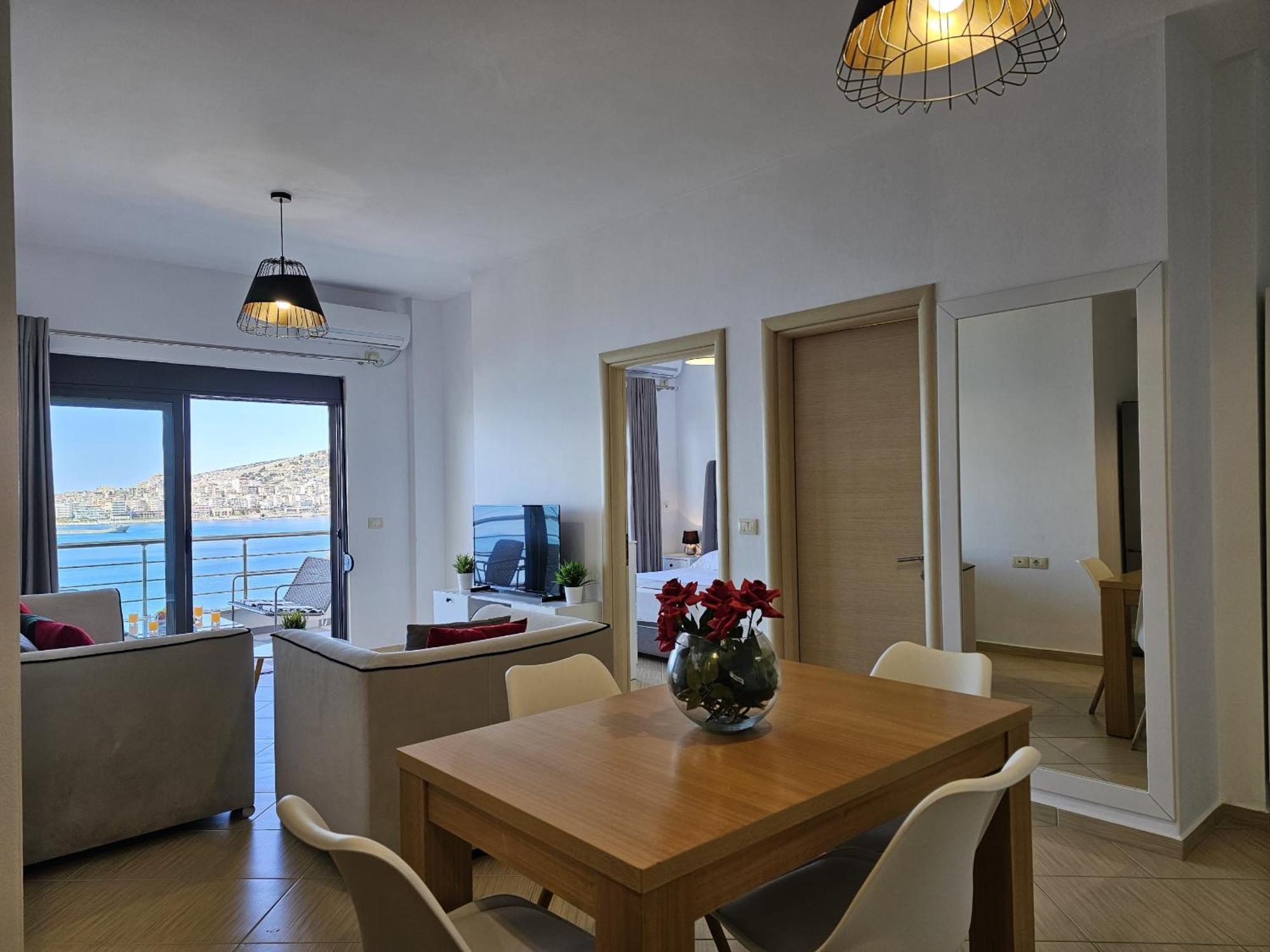 Sunset Tarraces Apartment Sarande Bagian luar foto
