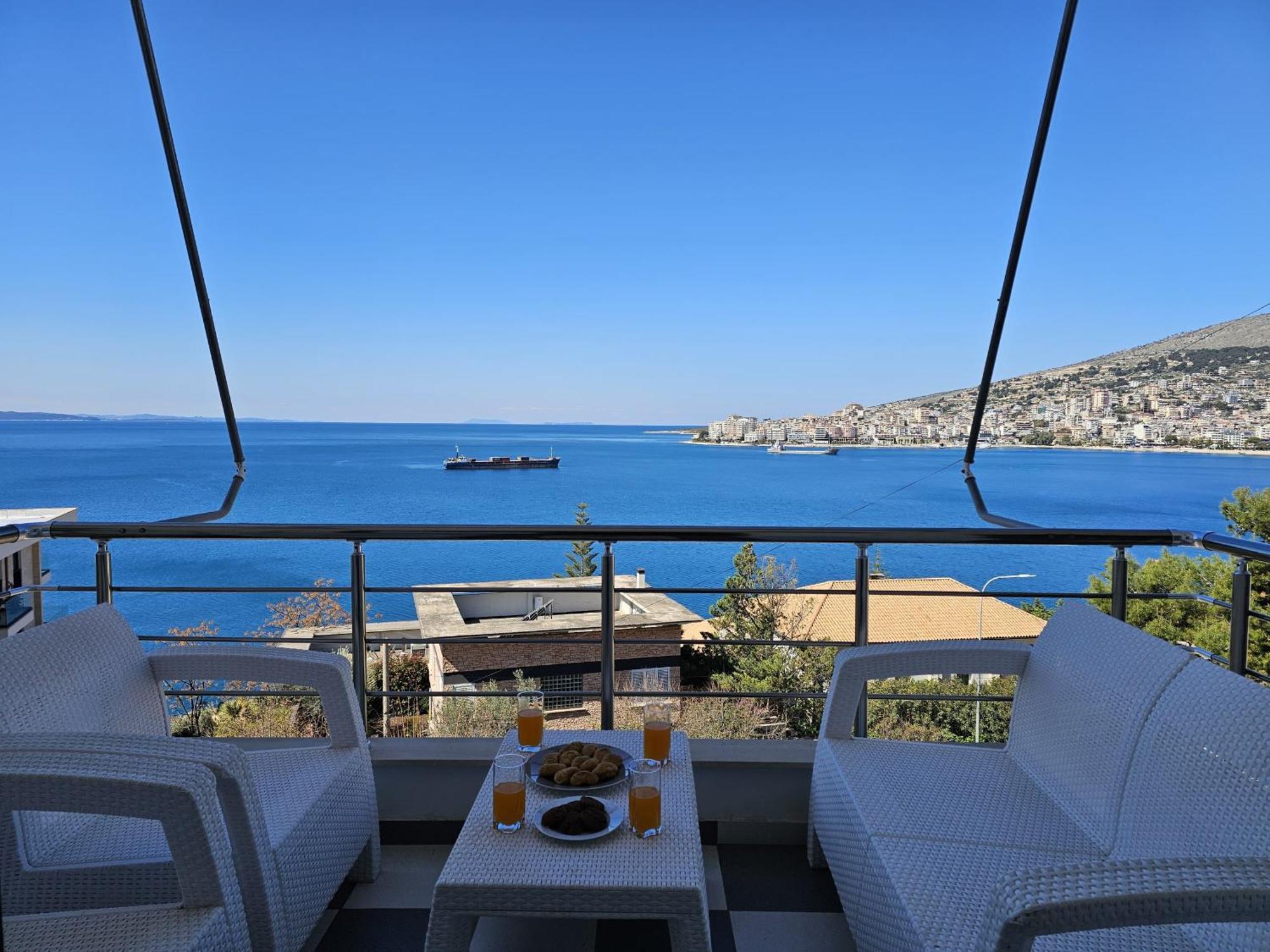 Sunset Tarraces Apartment Sarande Bagian luar foto