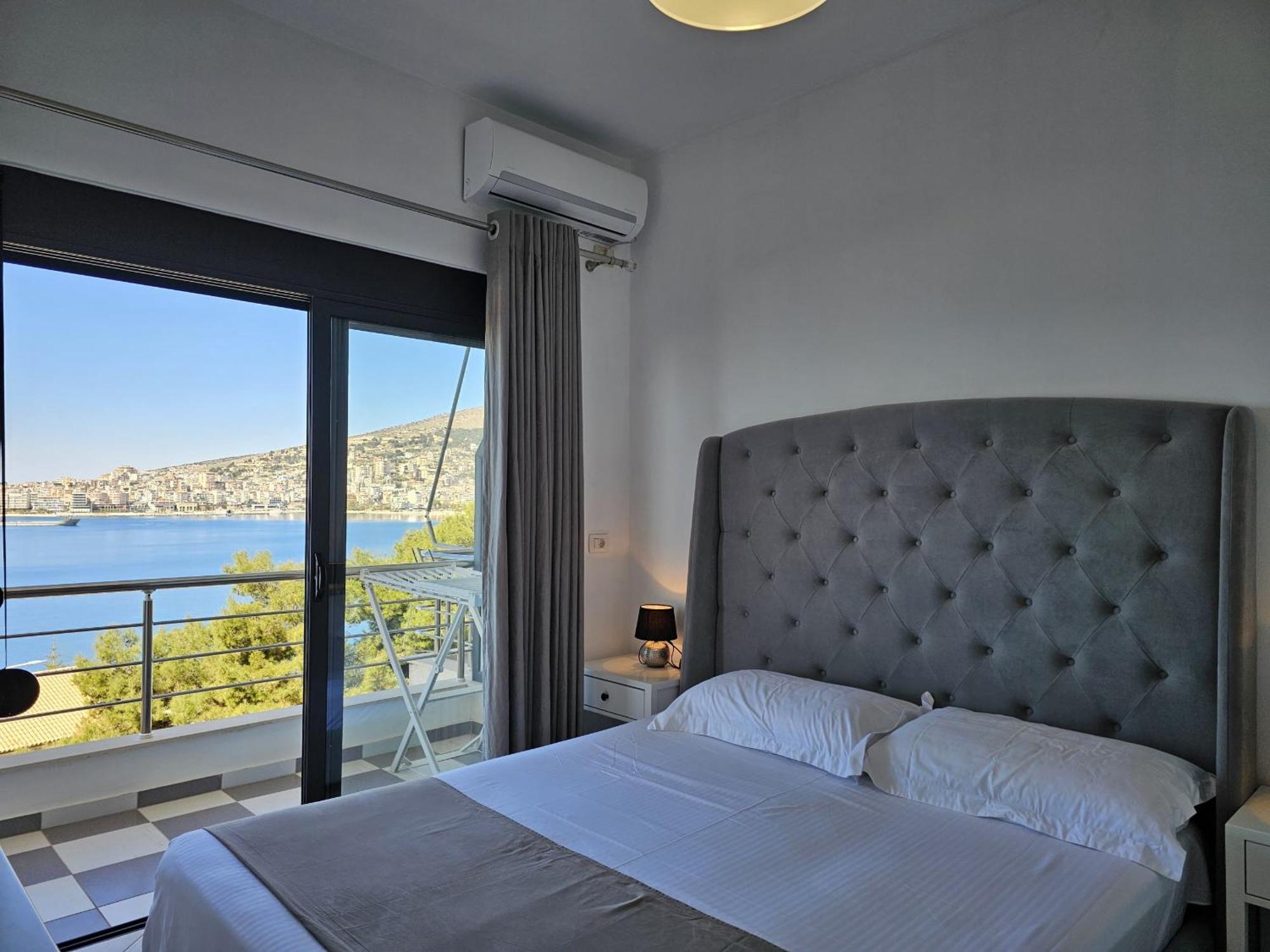 Sunset Tarraces Apartment Sarande Bagian luar foto