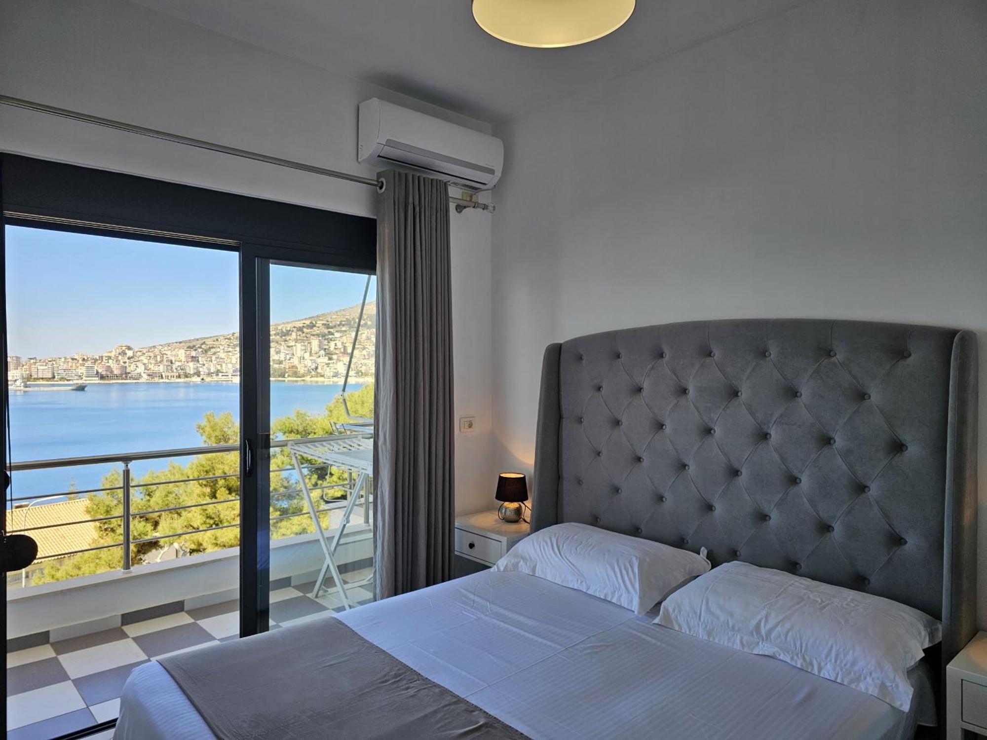 Sunset Tarraces Apartment Sarande Bagian luar foto