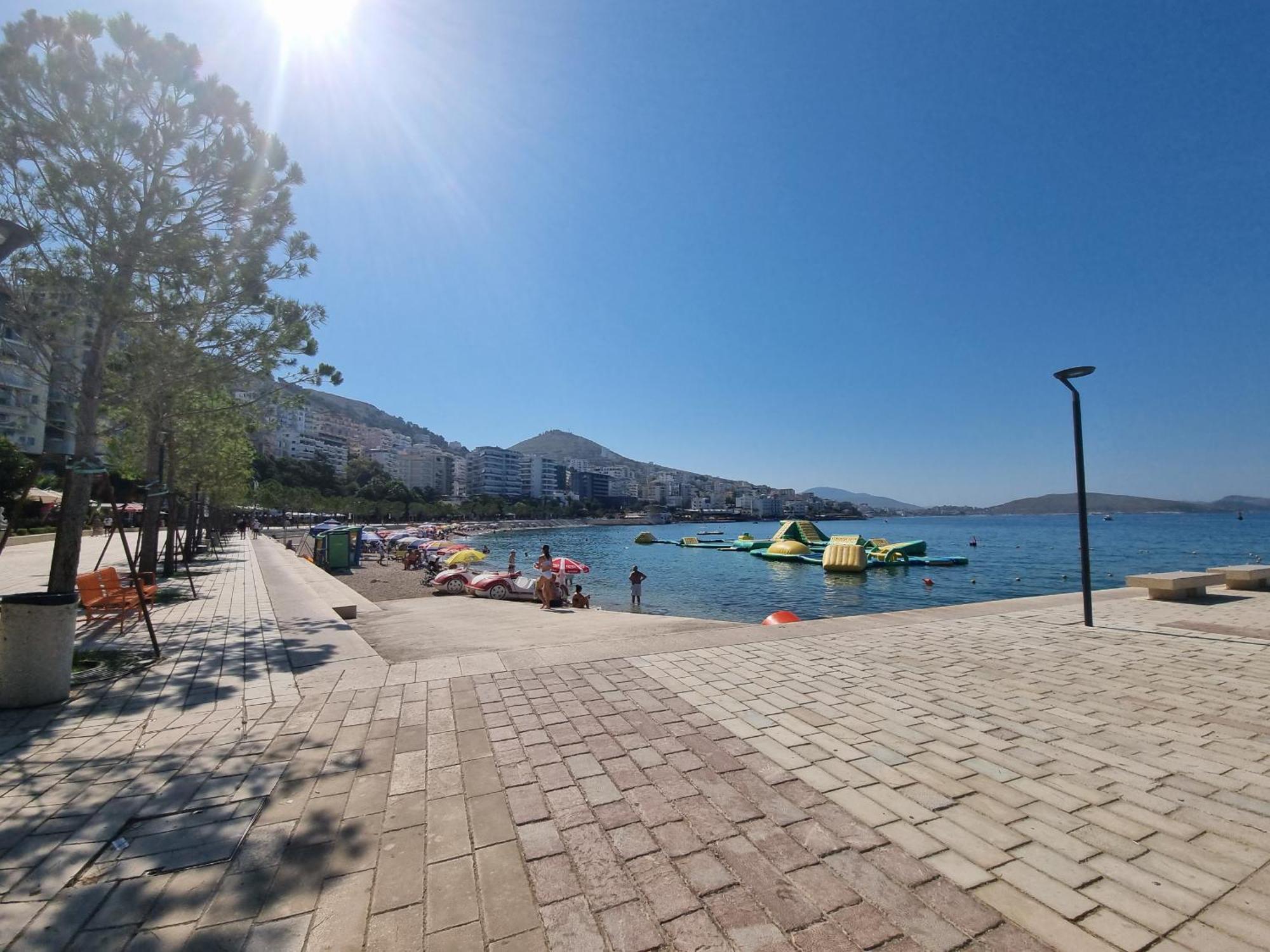 Sunset Tarraces Apartment Sarande Bagian luar foto