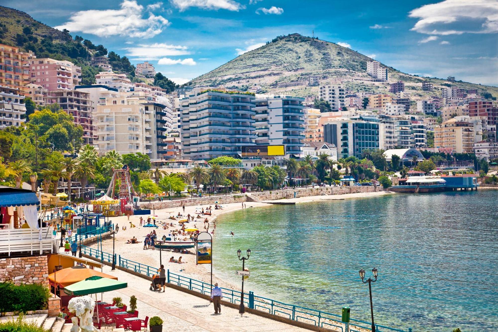 Sunset Tarraces Apartment Sarande Bagian luar foto